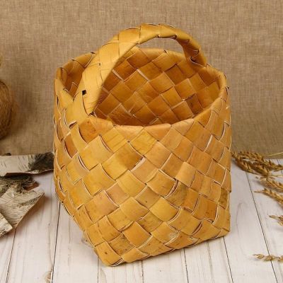 Корзина «Алёнка», плетёная, средняя, 22х22х19/28 см, береста