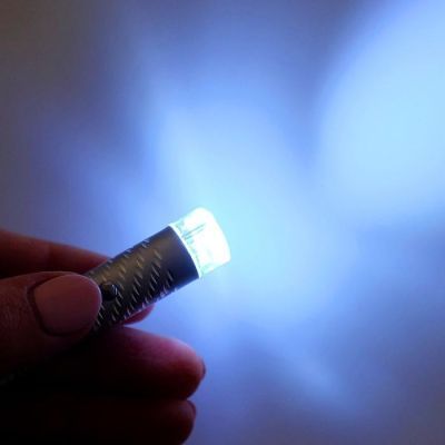 Фонарь-лазер ручной, с карабином,  2 LED, 7 х 1.5 см, микс