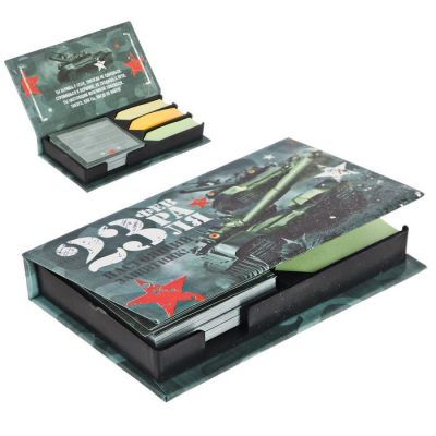 Бумажный блок в пластиковом футляре "23 февраля. Настоящий защитник": 100 листов и 3 набора стикеров