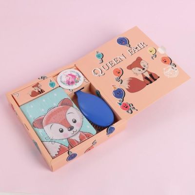 Подарочный набор «Детский», 3 предмета: зеркало, массажная расчёска, ежедневник, рисунок МИКС