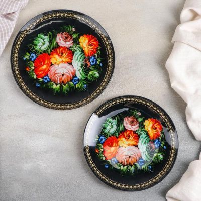 Набор тарелок Доляна «Народные мотивы», 19 предметов: салатник, 6 десертных тарелок, 6 обеденных тарелок, 6 мисок