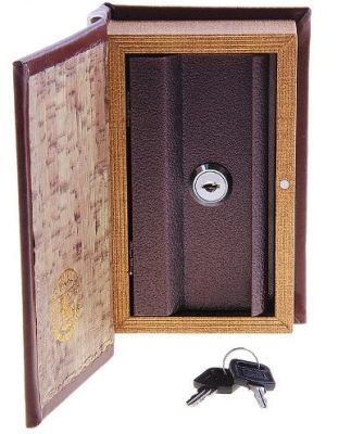 Книга-сейф с ключом  "Дюма" под кожу (17 х 11 х 5 см)