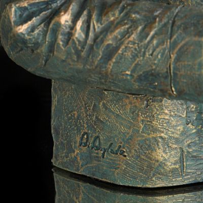 Скульптура "Химик/Фармацевт"