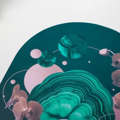 Веер-опахало "Малахит и золотая орхидея" 21х13 см