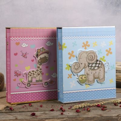 Фотоальбом на 100 фото 13х18 см "Слон/Жираф" в коробке МИКС 29,3х23,5х5,7 см