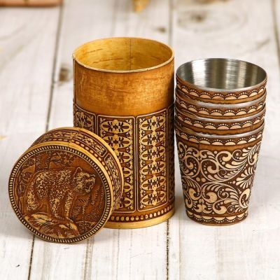 Набор стопок «Рычащий медведь», в футляре, 4 шт, береста, металл