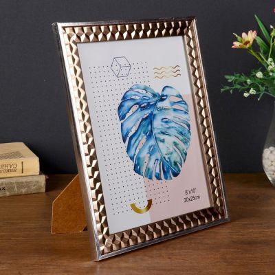 Фоторамка пластик 20х25 см "Бронзовые 3D треугольники с серебр.полосой" 28,8х23,8х1,3 см