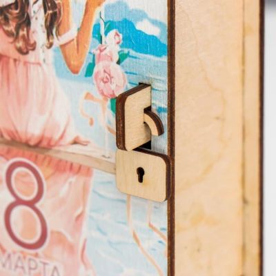 Шкатулка-книга "8 марта. Качели" 14 см