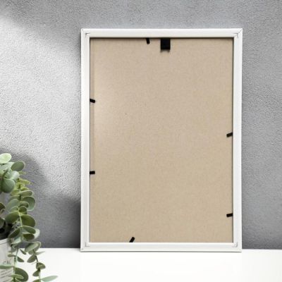 Фоторамка пластик 21х30 см белый (981)