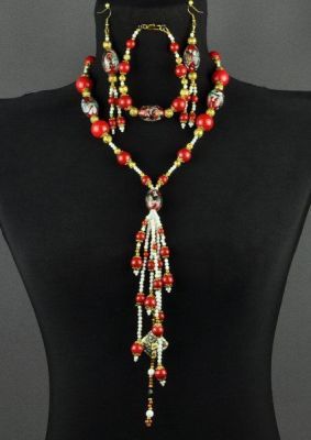 Бусы  Кахолонг, прес.коралл, муранское стекло "Куколка" арт.ВАС-467