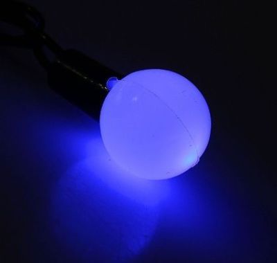 Гирлянда уличная "Метраж" с насадкой "(шарики большие 2,5 см",моргает, бело-синий)