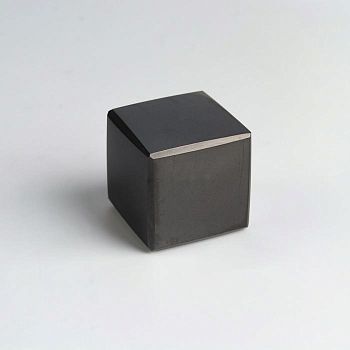 Куб из шунгита, полированный, 2 см