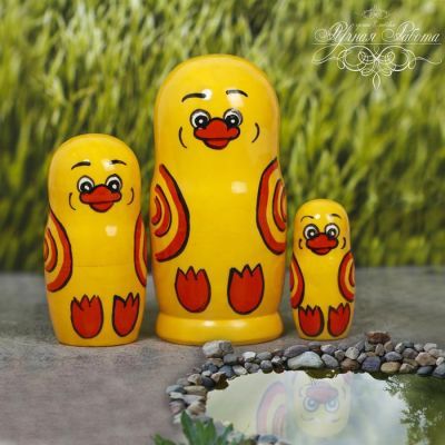Матрёшка 3-х кукольная «Уточка», 11 см