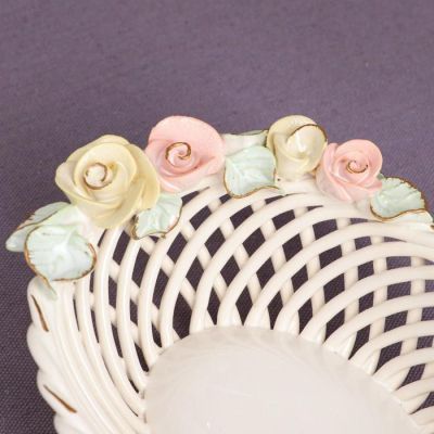 Конфетница "Ладушка", белая, цветная лепка, плетение, керамика, 9 см, микс