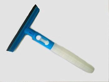 Щетка-мойка 3 в 1 (скребок 25 см/губка/распылитель), складная