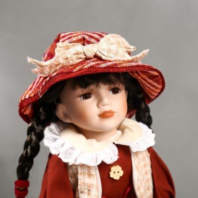 Кукла коллекционная керамика "Иришка в красном платье в клетку" 40 см