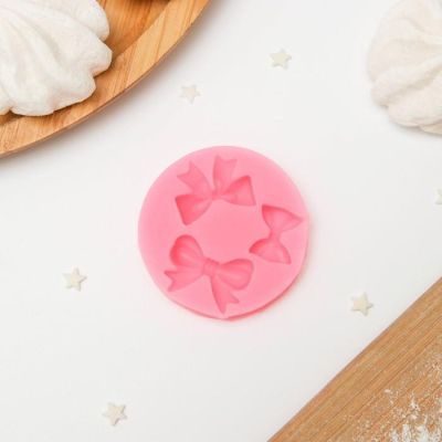 Молд «Бантики», 5,4×5,4×1 см, цвет МИКС