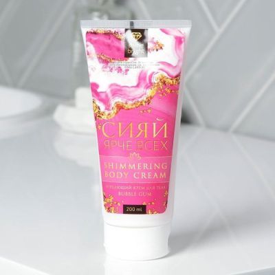 Набор «Прекрасной тебе» гель для душа 250 мл аромат шампанского, мерцающий крем 200 мл