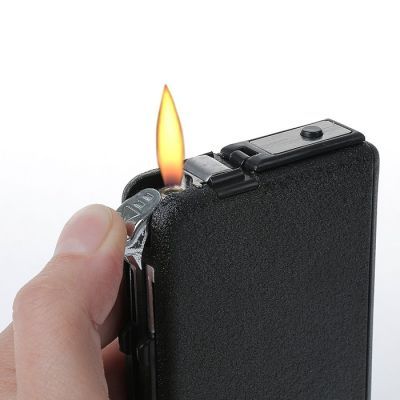 Портсигар с газовой зажигалкой и толкателем для сигарет, микс