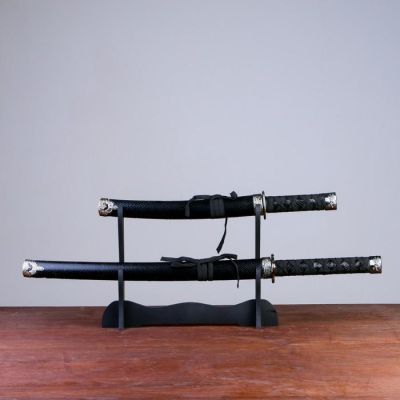 Сув. изделие катаны 2в1 на подставке, ножны кожзам, змея черная 47/70см