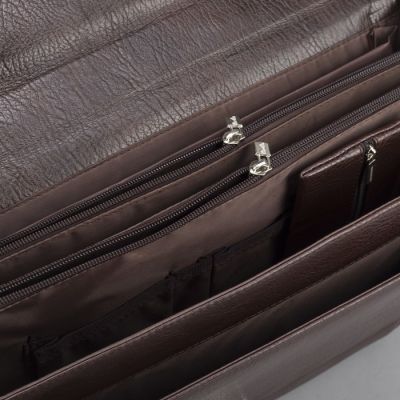 Портфель деловой, 6 отделов, 2 наружных кармана, длинный ремень, цвет коричневый