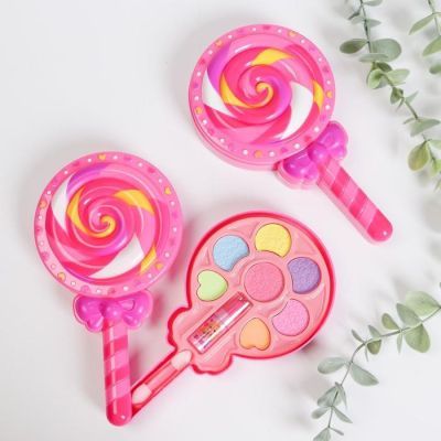 Набор детской косметики и аксессуаров «Самой яркой»