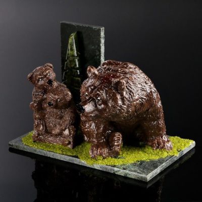 Сувенир "Хозяин леса", 10х15х10 см, змеевик, гипс, минералы