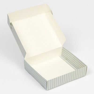 Коробка самосборная "Самому любимому", 20 х 18 х 5 см,