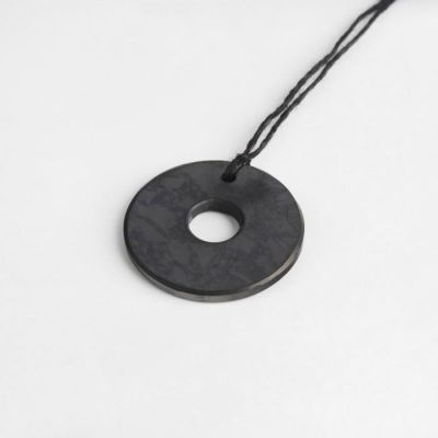 Оберег из шунгита "Обруч"