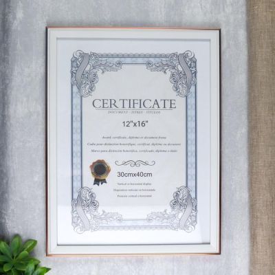 Фоторамка пластик 30х40 см "Доминика" белая с золотым обрамлением 42,5х32,5 см