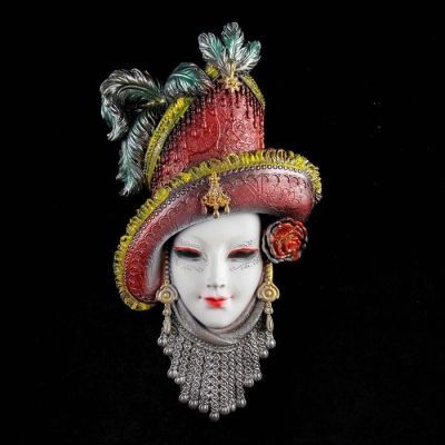 Венецианская маска "Леди в шляпе" белая 33см