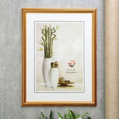 Фоторамка пластик 30х40 "Золотые витки на карамельном" 42,8х32,8х1 см