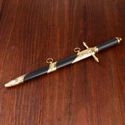 Сув. изд. кортик, ножны с оковками, рукоять чёрная, гарда капли 39 см