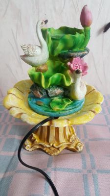 Фонтан "Лебеди" с подсветкой и в вазе (30 х 20 см)