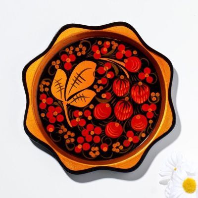 Тарелка «Земляничка», 15-17×0,5 см, хохлома