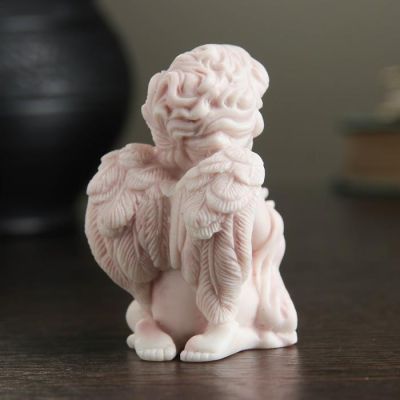 Сувенир "Ангел с розами сидящий" 6,2см