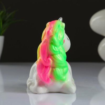 Копилка "Единорог лежит №2" радужный 13см