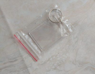 Брелок под Ваше фото (акрил, 4 х 5,6 см),  вставка для фото 3,5 х 5 см