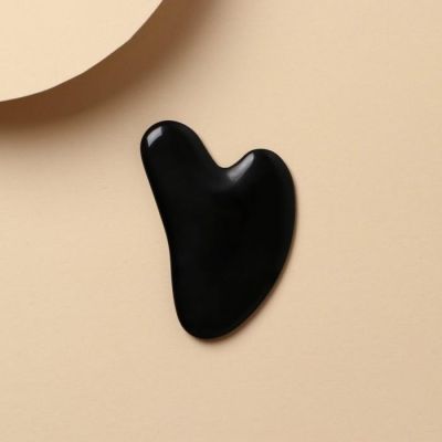 Скребок гуаша для лица "Притягивай взгляды"