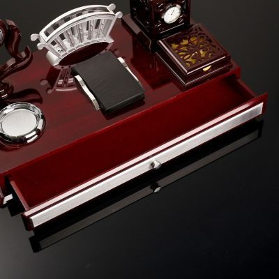 Набор настольный 6в1 (часы, визитница, калькулятор, подставка для печати, бумаги, ручек)