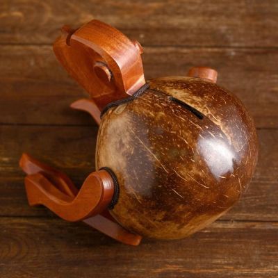 Сувенир копилка из кокоса "Обезьянка" 18х14х15 см