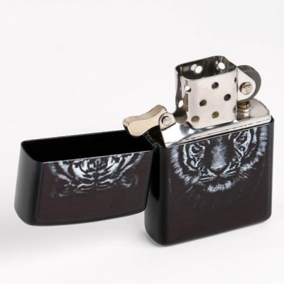 Зажигалка бензиновая "Тигр"