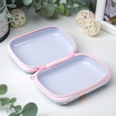 Шкатулка металл на молнии "Девушка с маками" 9х6,5х3,3 см