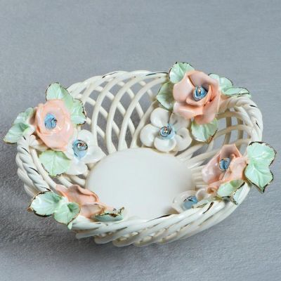 Конфетница "Люси", белая, цветная лепка, плетение, 8 см, микс