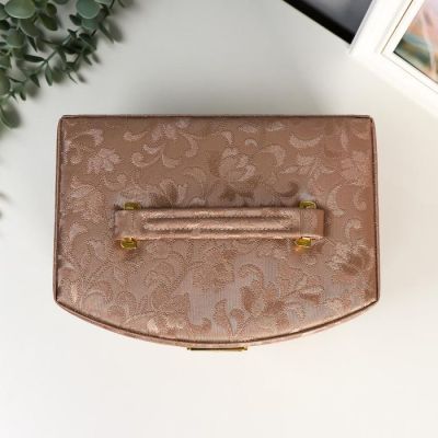 Шкатулка кожзам для украшений "Цветы. Тиснение" мокко 12,5х22,5х16 см