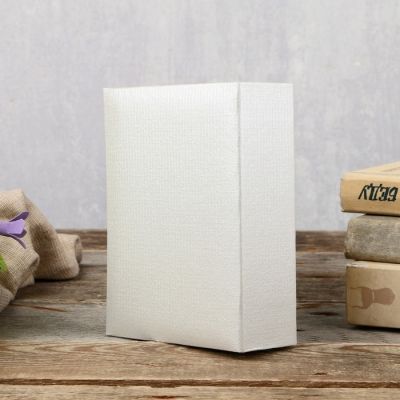 Фотоальбом на 100 фото 10х15 см "Тиснение под кожу" МИКС 16,5х12,5х5 см