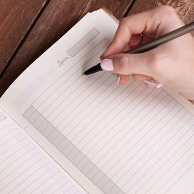 Недатированный кожаный ежедневник "Совершенно секретно" Индия