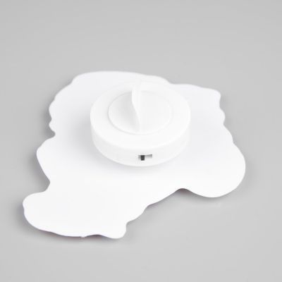 Светодиодная игрушка на липучке «Дед Мороз с подарками» 9 × 10 см, батарейки LR44х3, свечение мульти