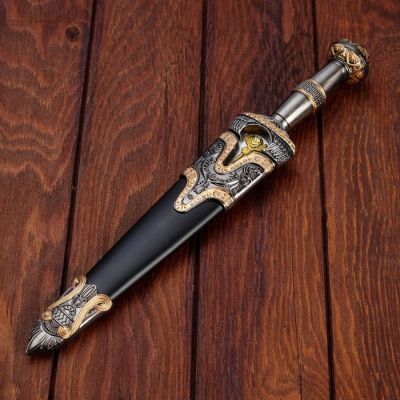 Сувенирный кинжал, рисунок на лезвии, чехол чёрный, 38 см