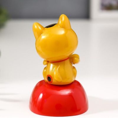 Маятник пластик от солнечной батареи "Кот Манэки-нэко счастливый" жёлтый 8,5х5х6 см